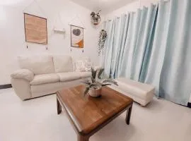 TRP1 - Cozy 2BR Home near Aquaplanet & Clark Airport