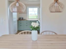 Inselidylle Villa Kunterbunt, מלון בפהמארן