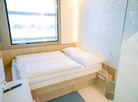 MY CLOUD Transit Hotel - Guests with international flight only!