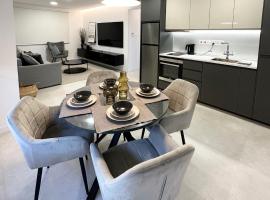 Melia Suites, acomoda&ccedil;&atilde;o com cozinha em Limassol