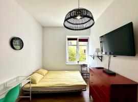 NW Pokoje na parterze CENTRUM & PARKING, hotel in Sopot