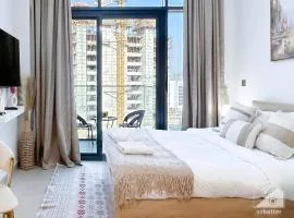 Studio in Azizi Riviera Comfort and Convenience