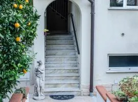 VILLA MILENA LOANO appartamento privato Apolloni- Codici Cir e CIN visibili su STRUTTURA