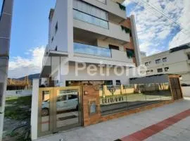Apartamento Garden 3 Dorm para 8 Pessoas a 170m do mar na Praia de Palmas - Residencial Benjamin