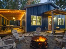 Barndominium With Hot tub and Deck