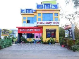 HOLIDAY INN