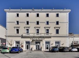 Hotel De La Ville, hotel v destinácii Civitavecchia