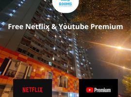 Apartemen Riverview Tower Mahakam With Netflix By UVroomsOfficial, apartmen servis di Tegalgede