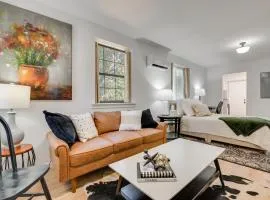 2 Mi to East Atlanta Village Cozy Studio with Porch
