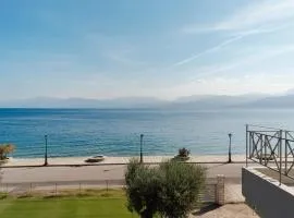 Nafpaktos Shingle Villa