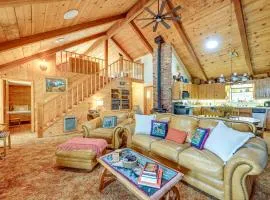 Countryside Views Family-Friendly Badger Cabin