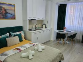 Gda Studio, hotel em Onești