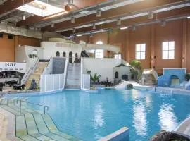 Ferienhaus mit tropischem Pool & Spa