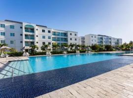 Palm Village Acqua - Flats em Muro Alto por Yolo، فندق في إيبوجوكا