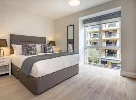 Modern Sandyford Bedroom