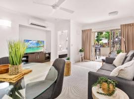 Lux Resort Cairns I 9 Pools I BBQ I On-site Shop, hotel v destinaci Westcourt