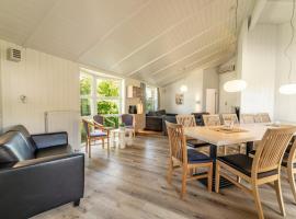 Strandblick - Dorf 1 Ferienhaus 05, hotel i Priwall