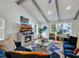 Peach Street Retreat - Fire Pit and Close to Main St