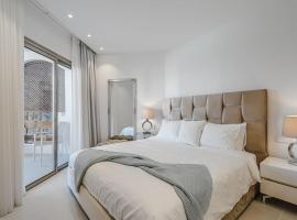 Luxury 2 bedrooms apartment in Palm-Mar, Tenerife, hotel em Palm-mar