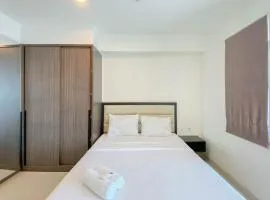 Chic and Cozy 2BR Grand Kamala Lagoon Apartment By Travelio