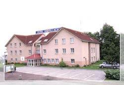 Arcantis Hôtel Acacia, hotel v destinaci Moncel-lès-Lunéville