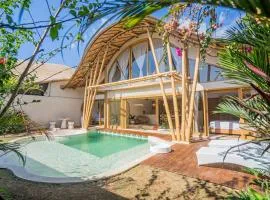 Villa Bamboo Lagoon - 3BR in Canggu