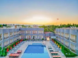 Sayanora Hotel