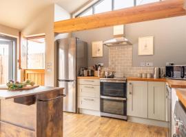 The Cabin – hotel w mieście Brancaster