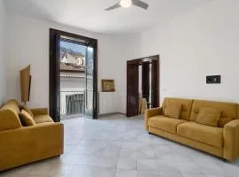 Nistela House