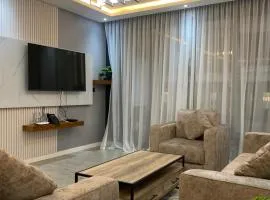 Premium appart avec piscine et vue sur la ville