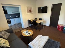 Apartmán 85، فندق في تشيرني دول