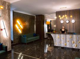 Grand Magistral, hotel in Qarasū