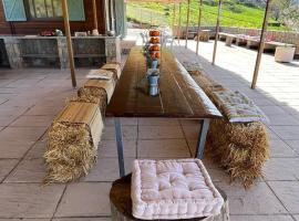 Scandinavian Chalet in the Atlas Mountains - Ifrane, hotel v destinaci Ifrane