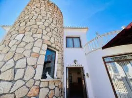 Villa Rosa by HolidayKeys