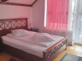 Pensiunea CAPRA CU TREI IEZI