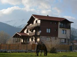 Ognyanovata Guest House, hotel i Dobărsko