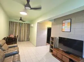 Wulanluna Homestay