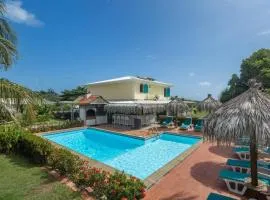 Domaine de l'Anse Simon - Piscine - 7 chambres