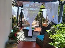 Calm Lux Oasis 3000 sf Wifi1GBPS Fpits BBQ Water softener Revers Osmosis Office