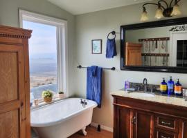 Skyfire Ranch, villa in Caldwell