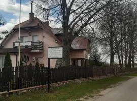 Pensjonat Lipowy Dworek