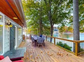 Bears Den at Acorn Dr.