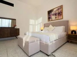 Spacious Serenity 5BR Luxury Living Elegant Al Danah Retreat Near Corniche