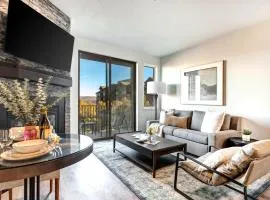KBM Resorts Lodge at Stillwater 3 min drive to Deer Valley East Balcony with gorgeous views pool hot tubs gym MAS-2062