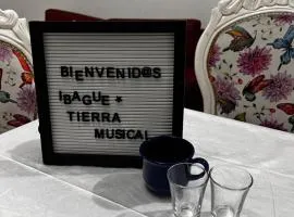 Apartamento amplio en conjunto