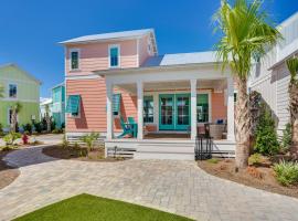 Margaritas and Parrots in PCB Beachy Bungalow!, hotel i Panama City Beach