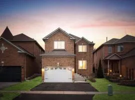 Charming Family Getaway in Richmond Hill