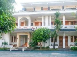 Urbanview Omah Pari Boutique Hotel