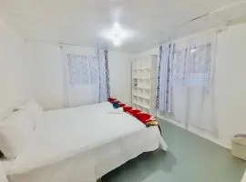 Private Double Room - Tonga Coral Cottage