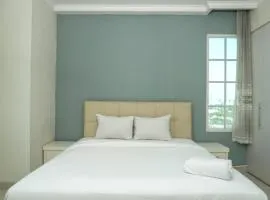 Comfy 1BR at Belleza Apartment By Travelio